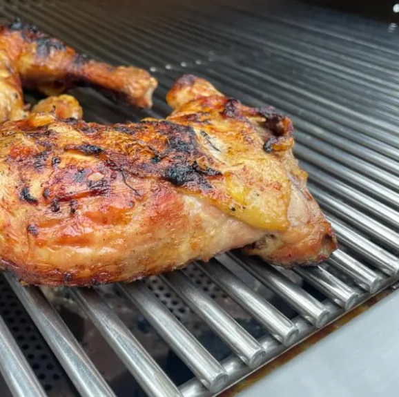 ProFire Professional - 36" 76,000 BTU Hybrid with 11,500 BTU Rear Broiler and Heavy Duty Rotisserie, 714 Sq. In. Cooking Area (Overall Dimensions 36W x 10H x 24 1/2D)